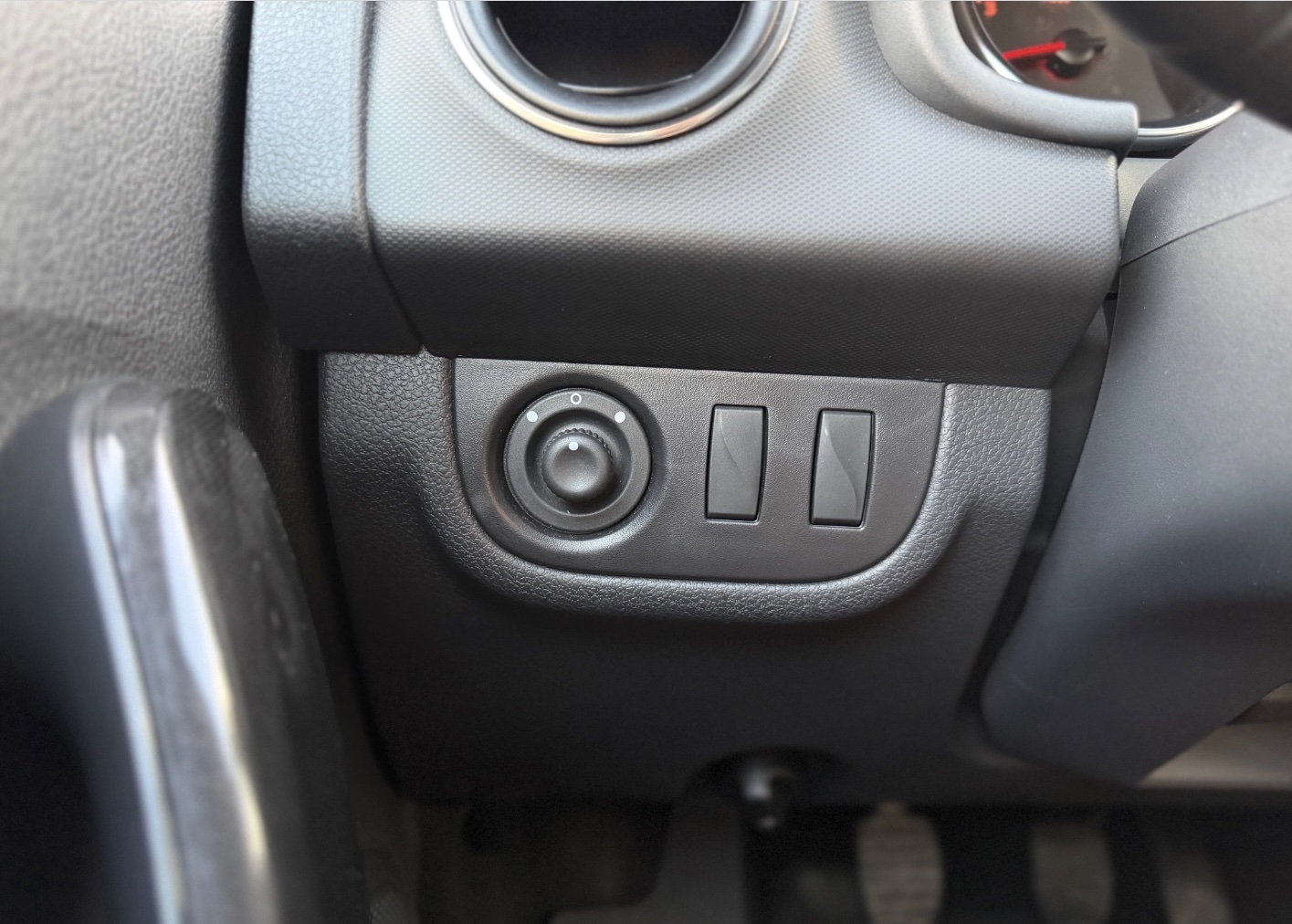 Dacia Logan 1.5 Blue dCi Laureate - Imagine 17