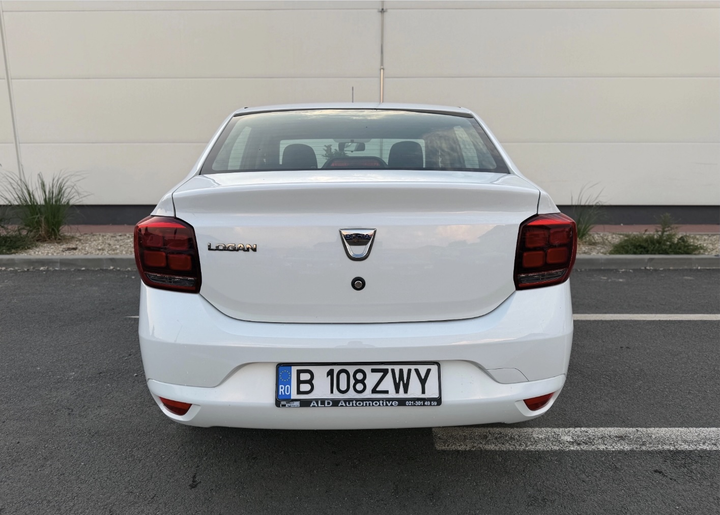 Dacia Logan 1.5 Blue dCi Laureate - Imagine 5