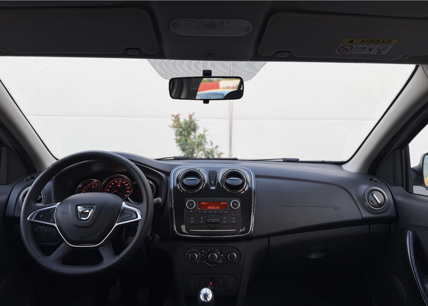 Dacia Logan 1.5 Blue dCi Laureate - Imagine 9