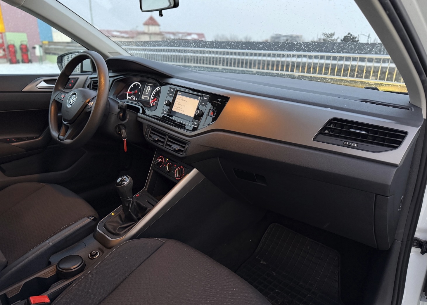 Volkswagen Polo - Imagine 21