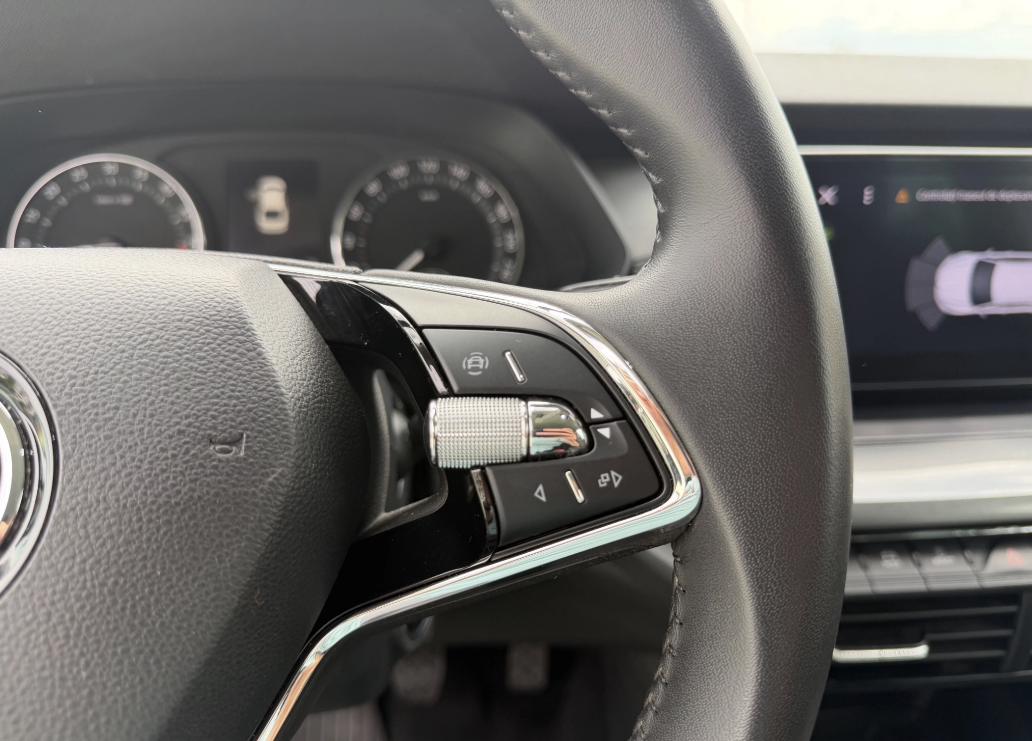 Skoda Octavia 2.0 TDI Ambition - Imagine 20