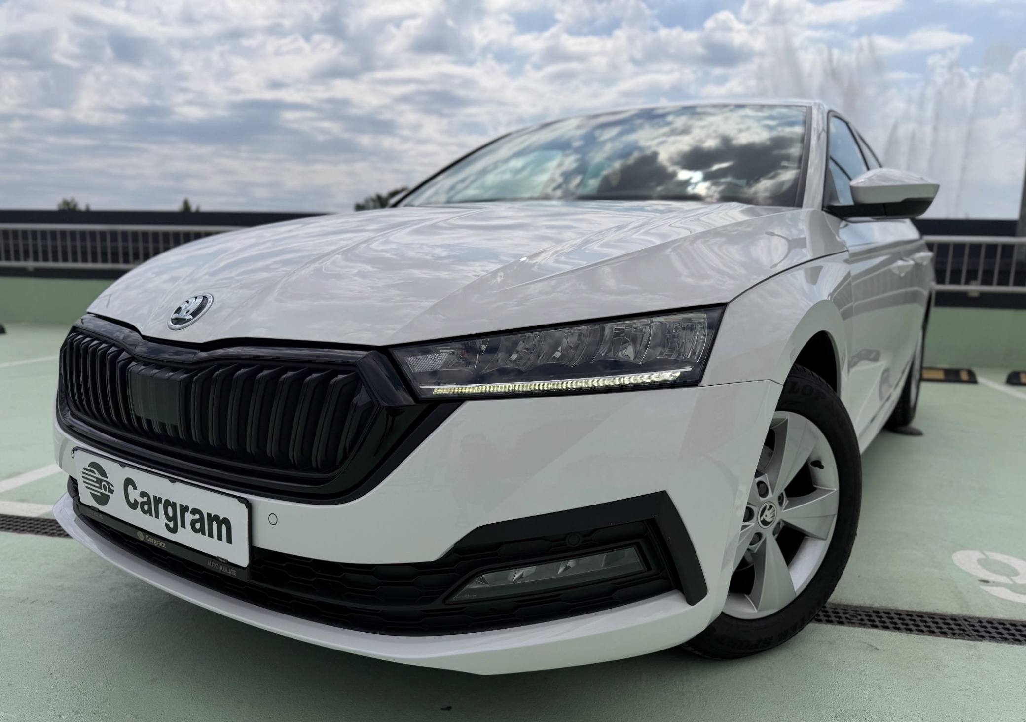 Skoda Octavia 2.0 TDI Ambition - Imagine 9