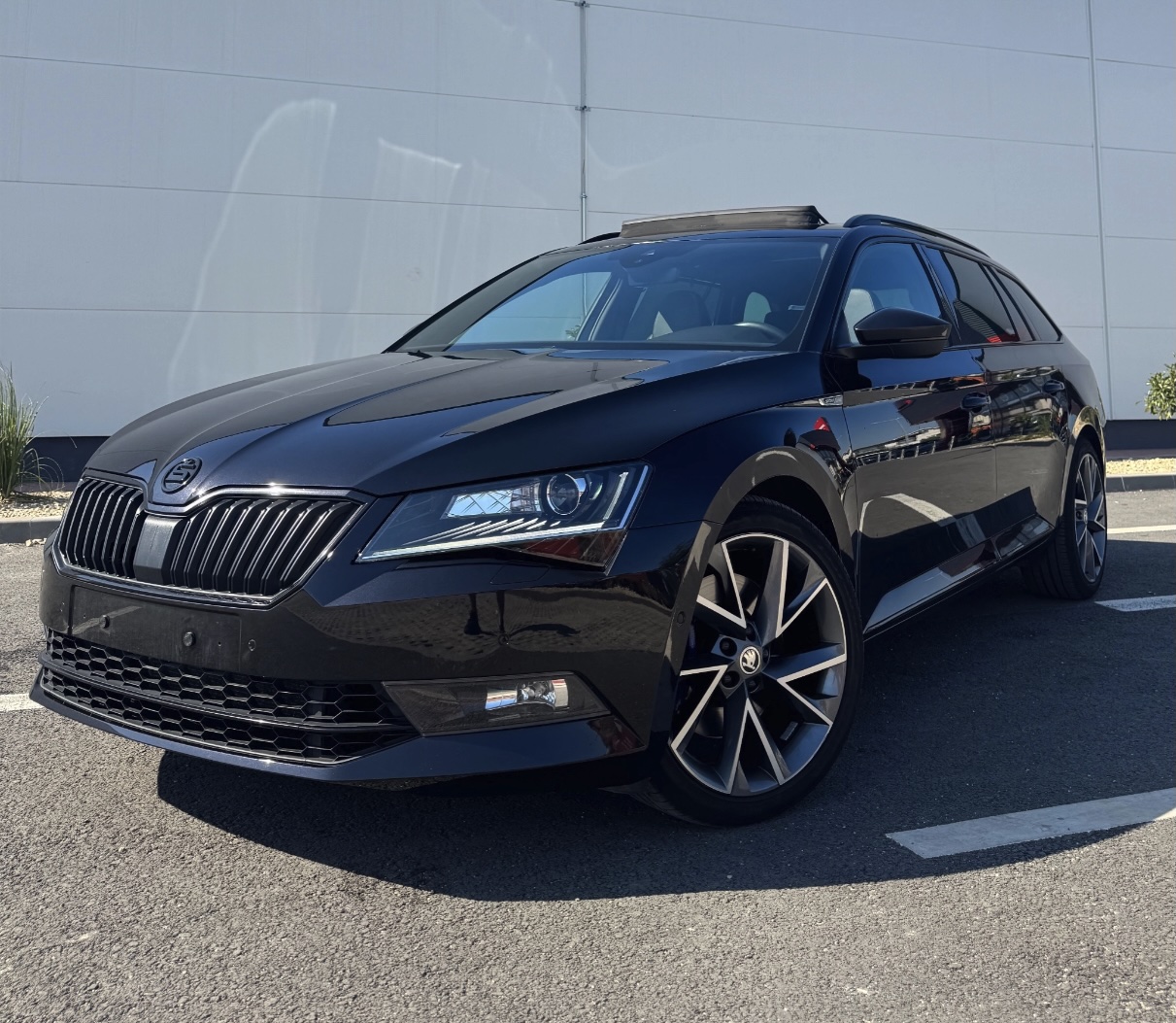 Skoda Superb Sportline - Imagine 1