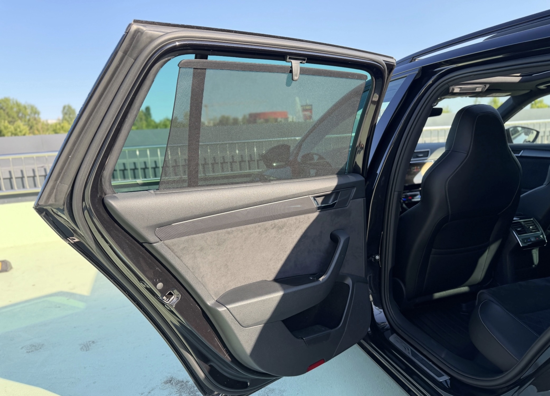 Skoda Superb Sportline - Imagine 26