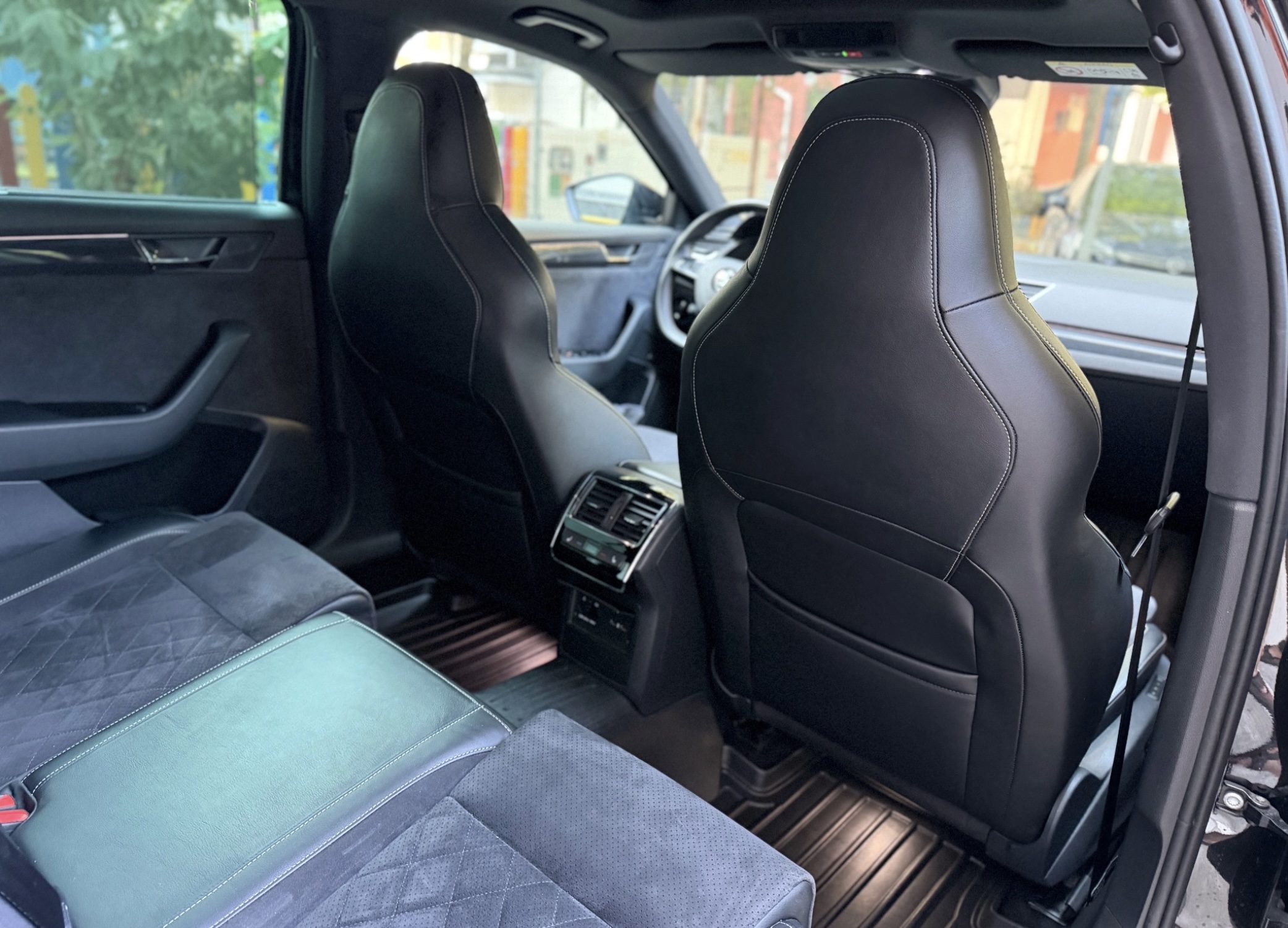 Skoda Superb Sportline - Imagine 28