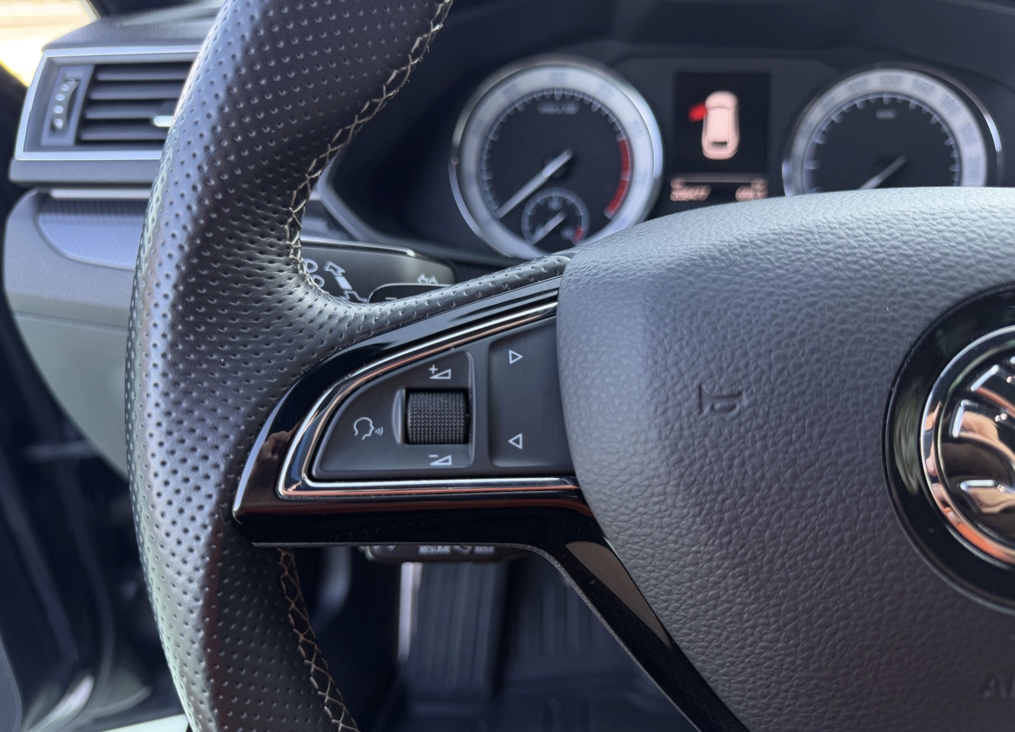 Skoda Superb Sportline - Imagine 30