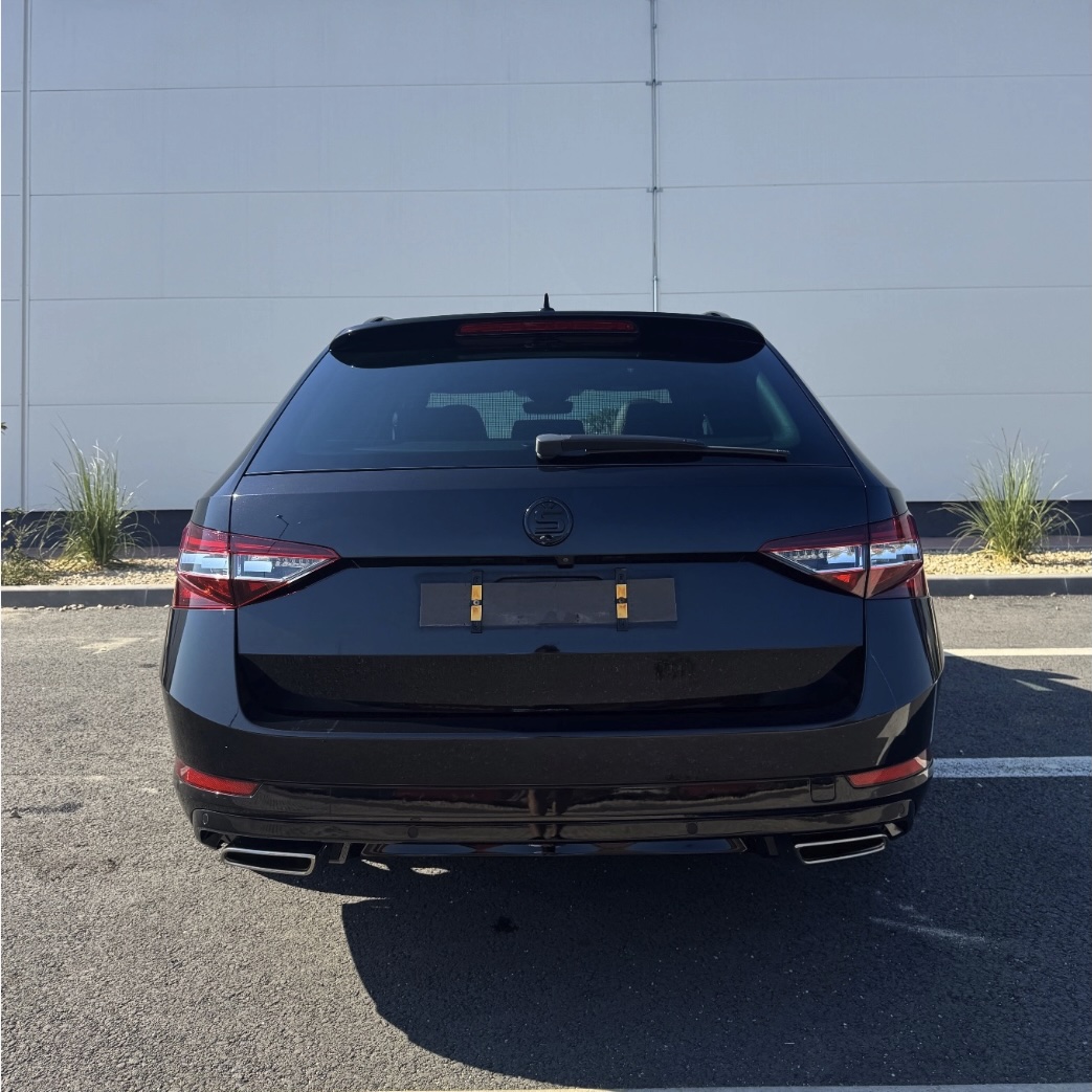 Skoda Superb Sportline - Imagine 5