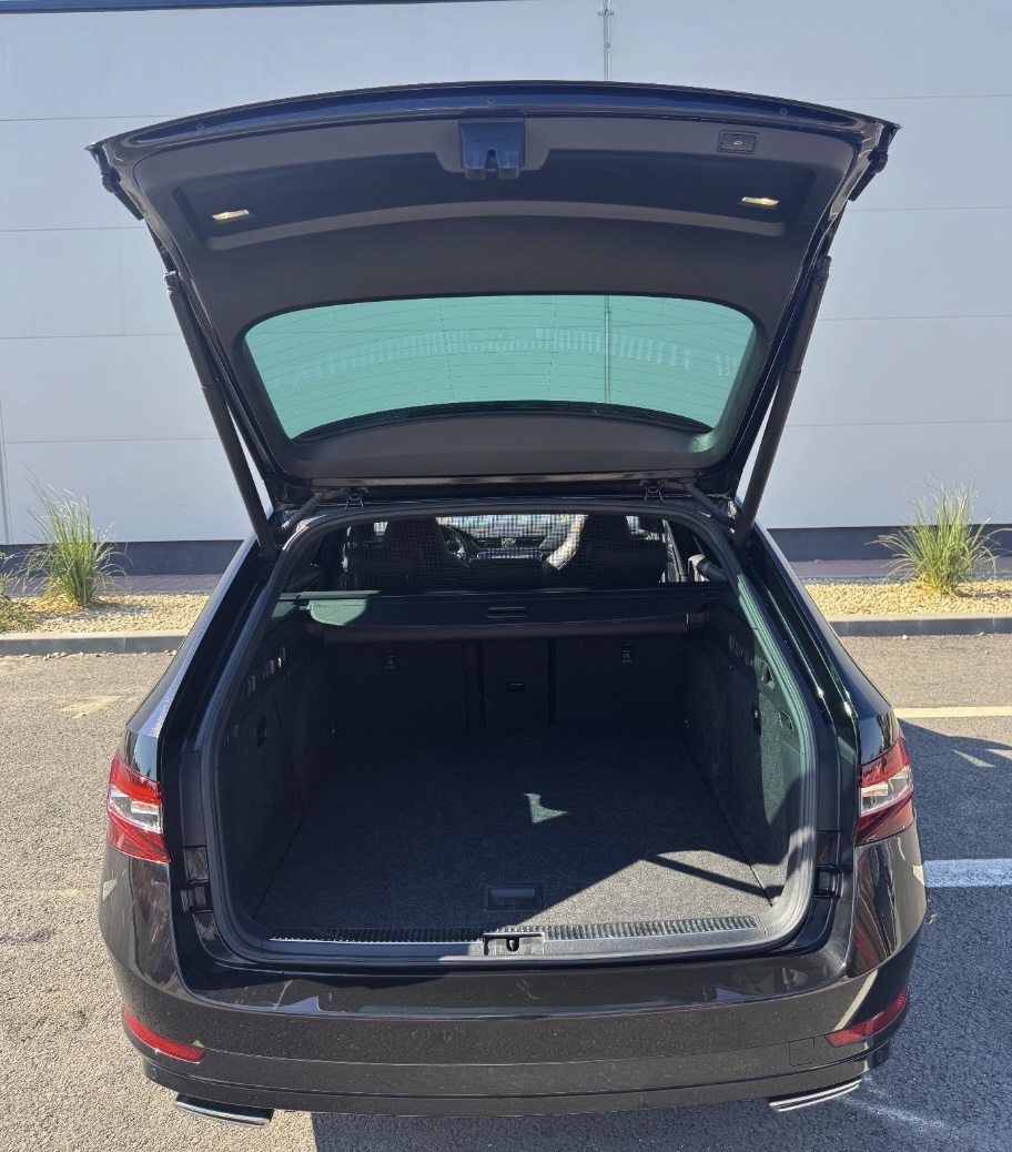 Skoda Superb Sportline - Imagine 6