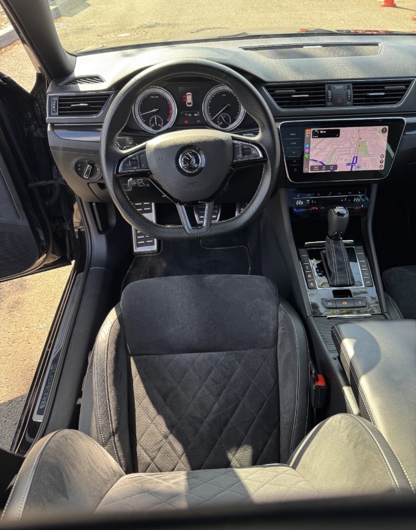 Skoda Superb Sportline - Imagine 9