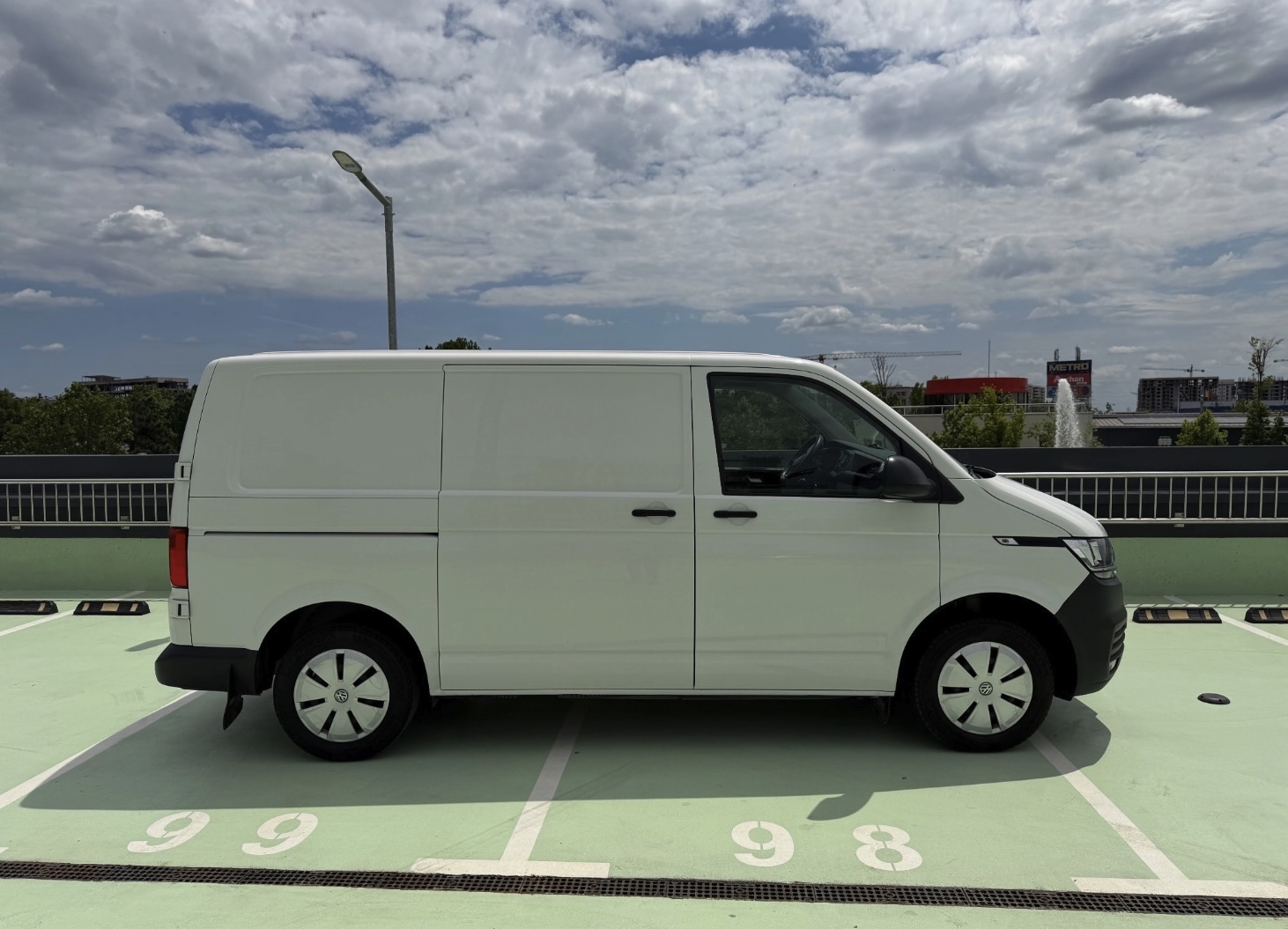 Volkswagen Transporter T6.1 - Imagine 12