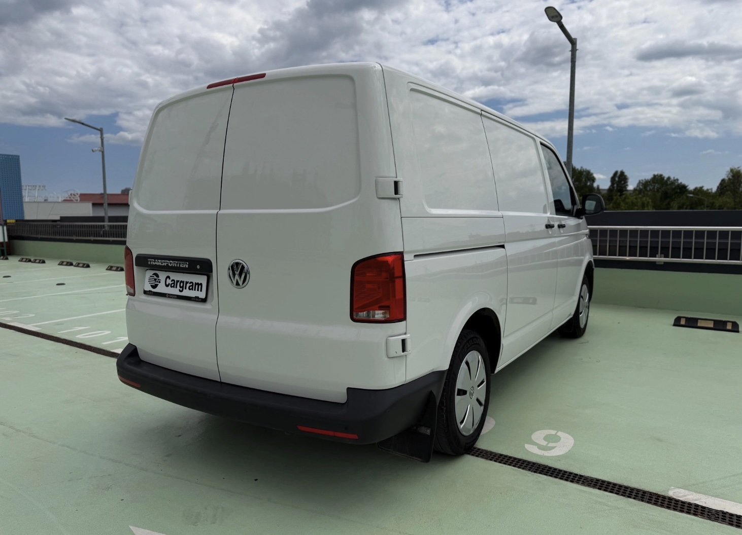 Volkswagen Transporter T6.1 - Imagine 9