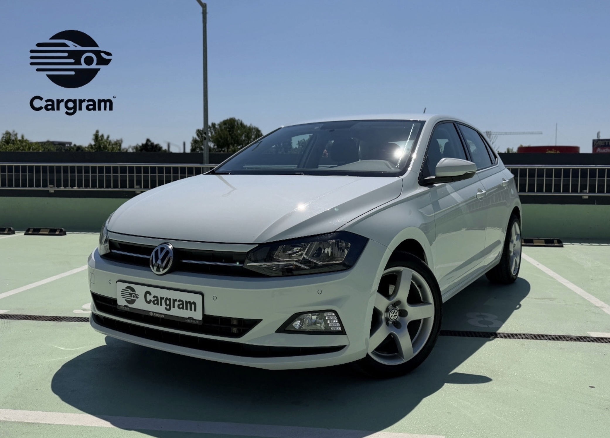 Volkswagen Polo 1.6 TDI Comfortline - Imagine 1