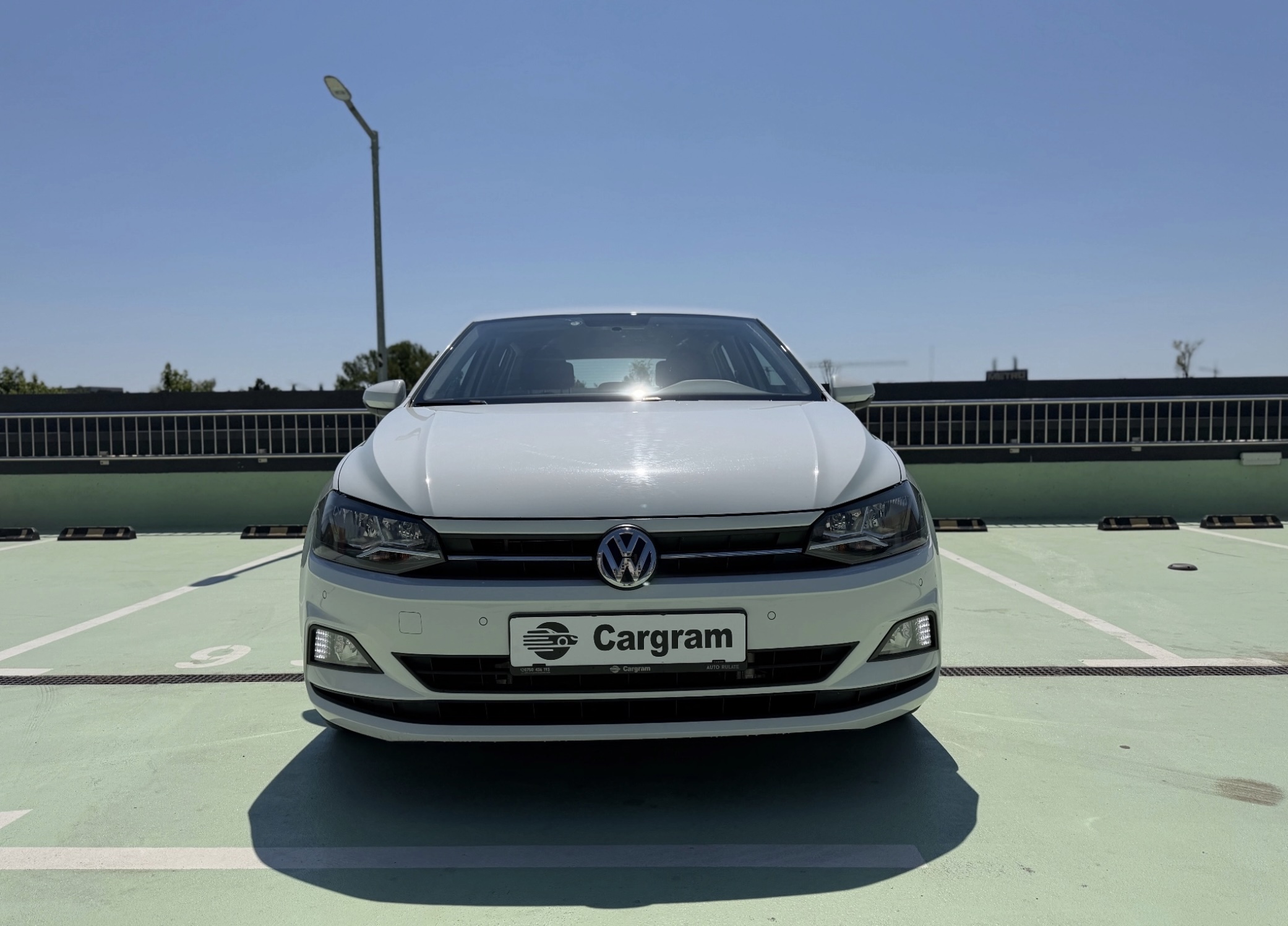 Volkswagen Polo 1.6 TDI Comfortline - Imagine 4