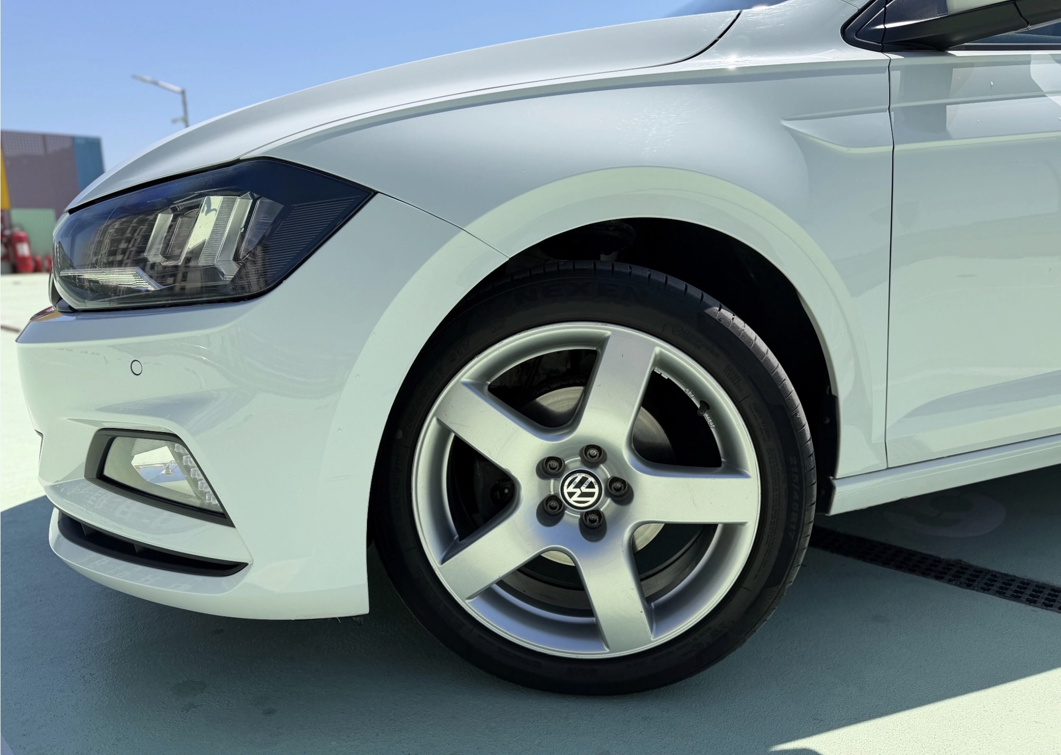 Volkswagen Polo 1.6 TDI Comfortline - Imagine 8