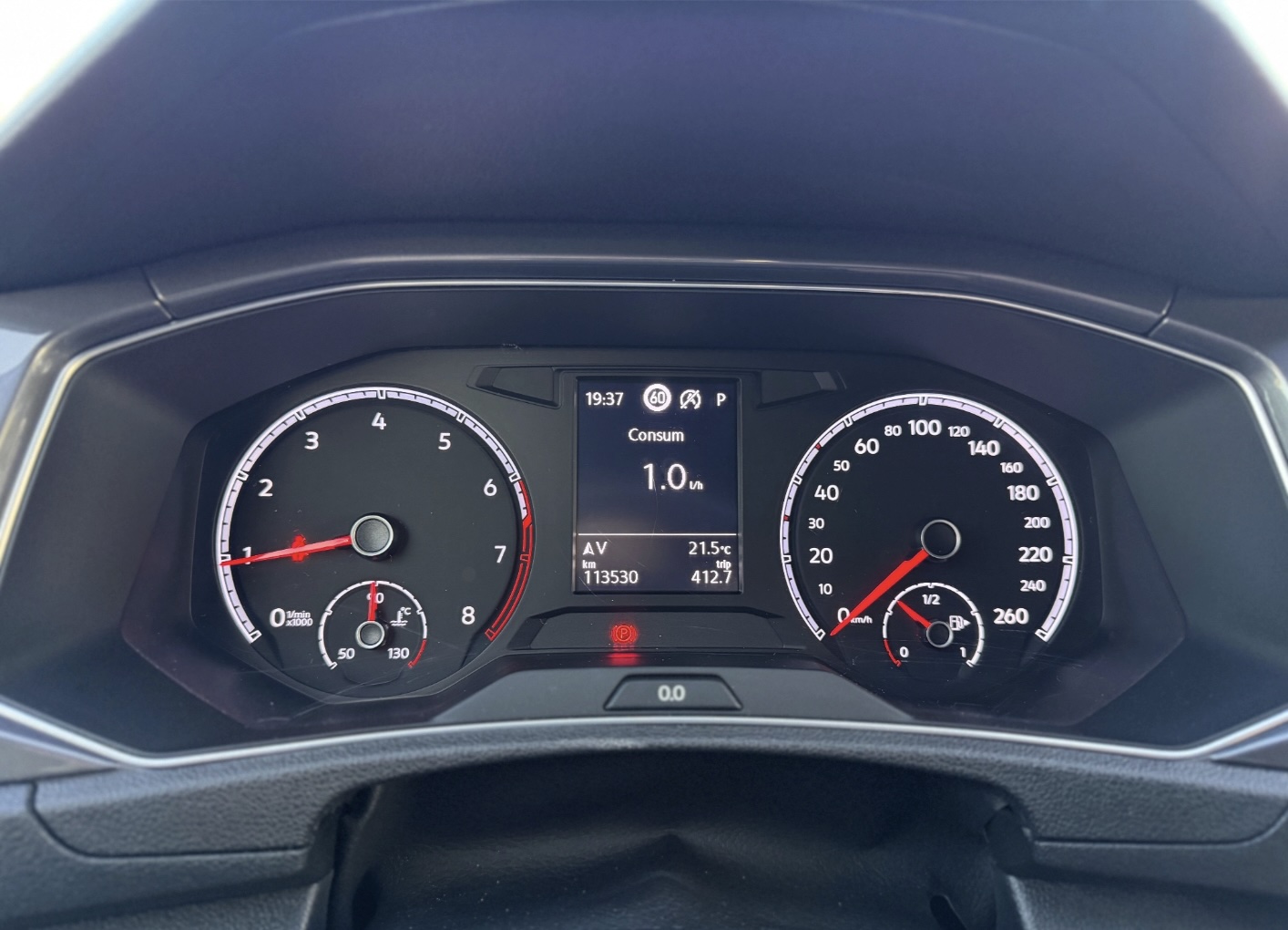 Volkswagen T-Roc 1.5 TSI DSG Sport - Imagine 17