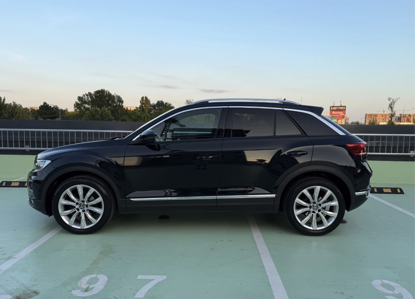 Volkswagen T-Roc 1.5 TSI DSG Sport - Imagine 2