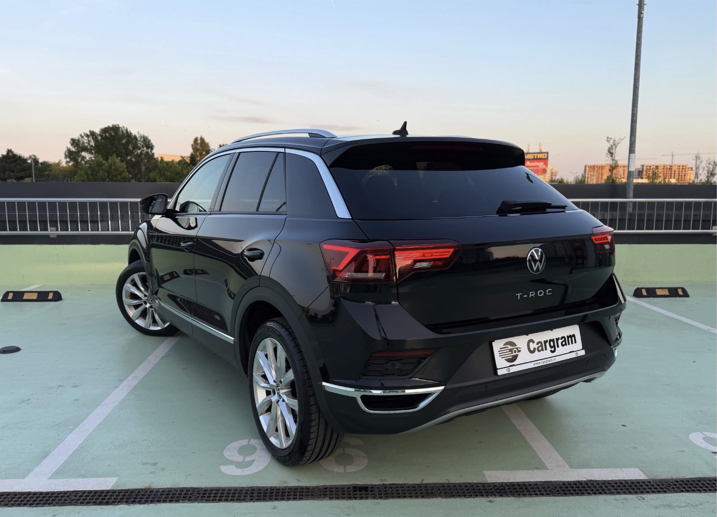 Volkswagen T-Roc 1.5 TSI DSG Sport - Imagine 3